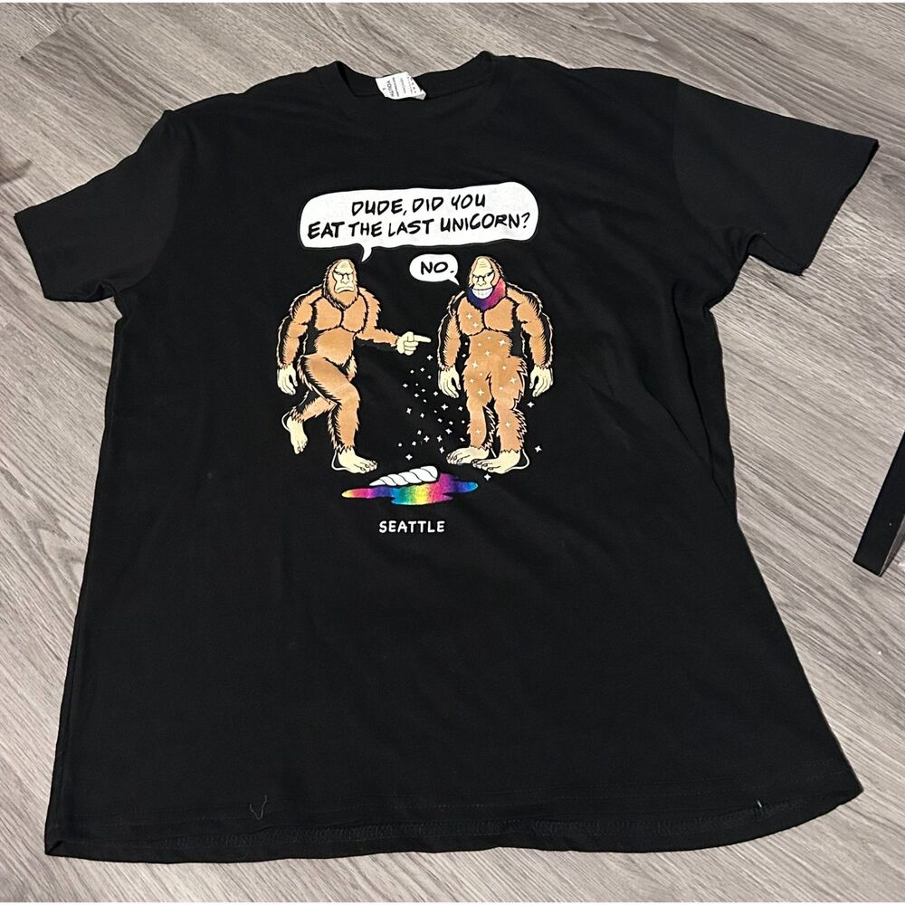 Seattle Bigfoot Unicorn Funny Graphic Tee Youth Large Sasquatch Shirt